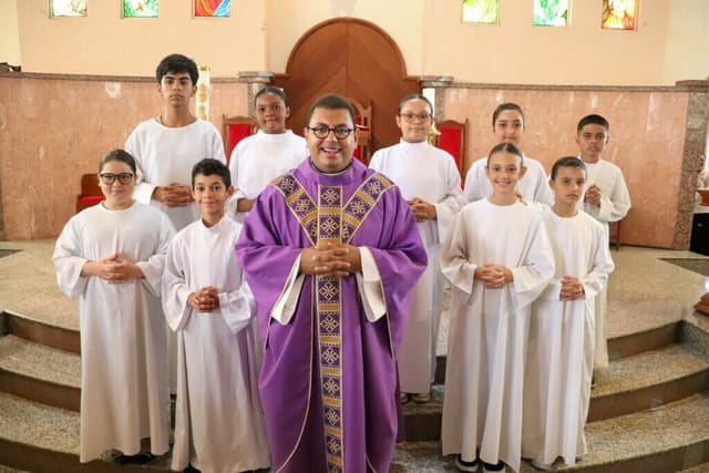 APRESENTAÇÃO DOS NOVOS COROINHAS